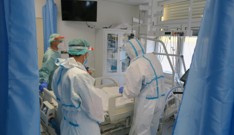 Počet zemřelých s covidem na Vysočině stoupl o 10. Havlíčkobrodsko je nejrizikovějším okresem v ČR