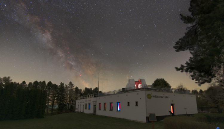 Dnes můžeme vidět takzvanou Betlémskou hvězdu. Na mimořádný astronomický úkaz jsme čekali skoro čtyři století