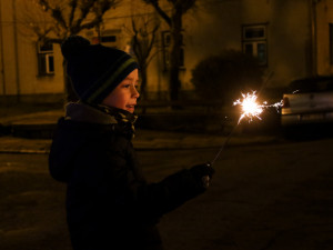 FOTO: Vysočinou projel Vánoční autobus. Jeho putování pomohlo dětem z domova