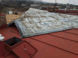 Vysočinu potrápil silný vítr. Některé silnice musely být uzavřeny