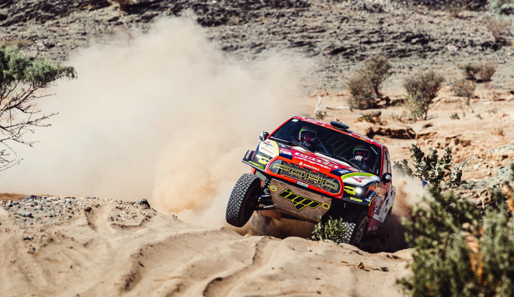 Skvělý vstup do Dakaru! Martin Prokop se v první etapě blýsknul třetím místem