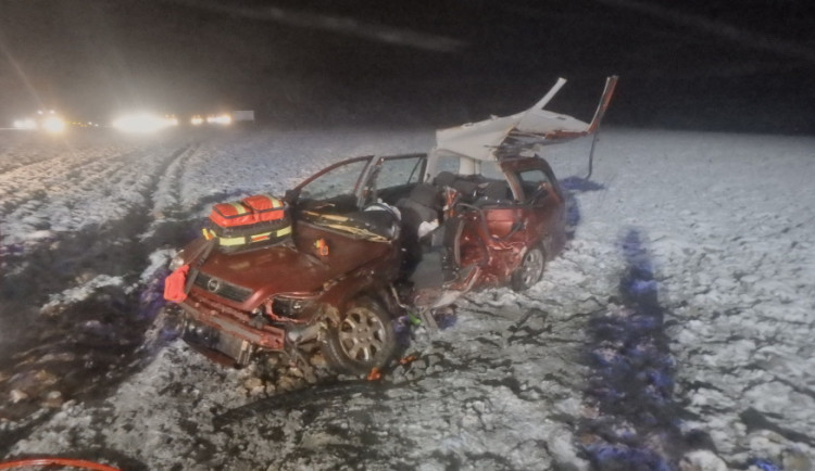 U Častolovic došlo k tragické dopravní nehodě, zasahovaly všechny složky IZS