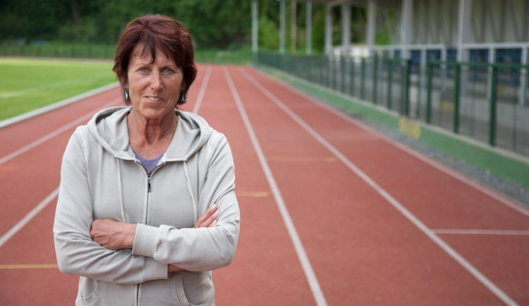Legenda českého sportu Jarmila Kratochvílová dneska slaví sedmdesáté narozeniny