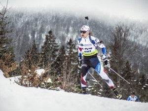 Covide nezlob mě – mladý biatlonista trefil do černého novou deskovou hrou