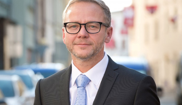 Hejtman Vysočiny Vítězslav Schrek bude živě chatovat s občany