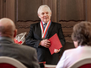 Dohromady je dala láska k volejbalu. O víkendu manželé z Jihlavy oslavili zlatou svatbu