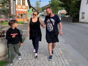 Sestřička z havlíčkobrodské nemocnice zůstala po operaci na vozíčku. Nyní se zkusí vrátit do normálního života