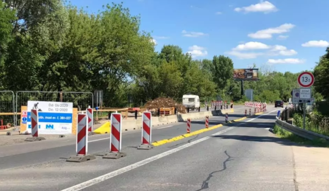 Stavba protihlukové stěny u Pávova: Kraj vydal nepravomocné stavební povolení