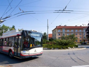 Očkovací centrum v Jihlavě zahájí zkušební provoz již dnes. Pro očkované bude MHD zdarma