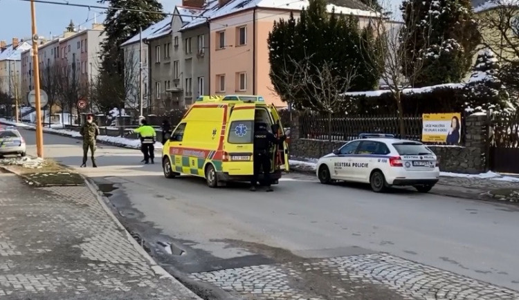 Incident na Brtnické má smutnou dohru. Pobodaný muž zemřel v jihlavské nemocnici