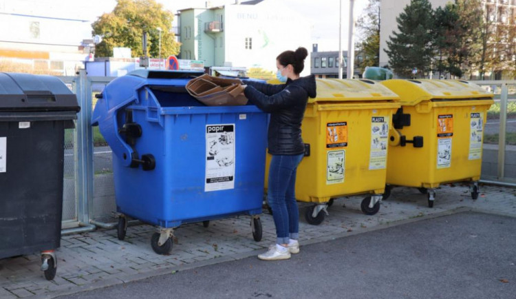 Jihlaváci, složenky za odpady ve schránce nehledejte. Nově přijde dopis nebo e-mail