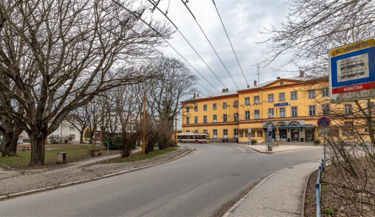 Jihlava se chystá na další přestupní terminál. U hlavního vlakového nádraží