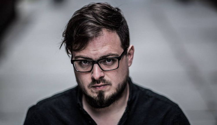 O půlnoci končí sbírka na zpěváka Davida Stypku. Příspěvky rodině pomohou s hypotékou