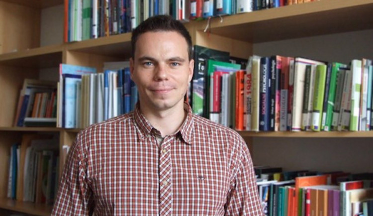 Je otázkou, co mělo být skutečným předmětem cesty Jana Hamáčka do Ruska, říká politolog Josef Kraus