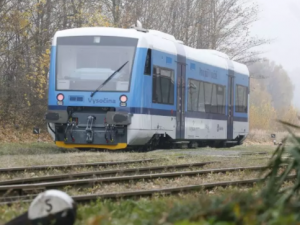Vlaky na trase Jihlava – Znojmo jezdí na den přesně už 150 let. Výročí se musí obejít bez oslav