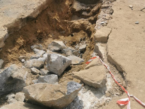 Během prací na D1 dělníci našli nevybuchlou trhavinu. Dálnice se zřejmě uzavře