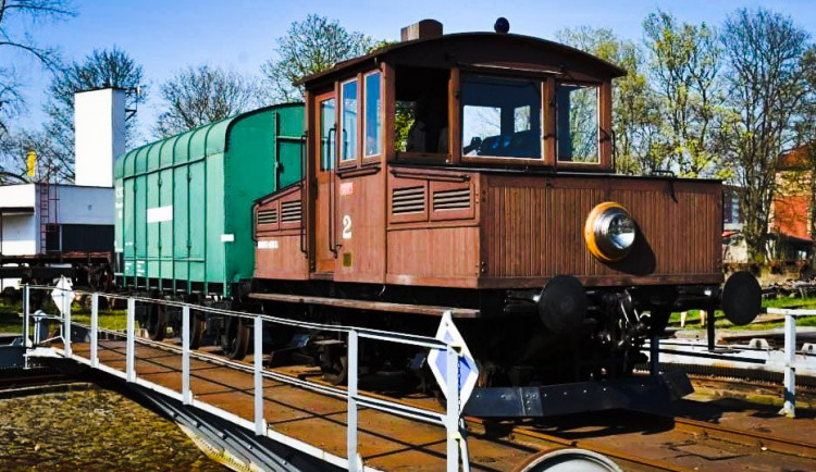 Lokomotiva Ringhoffer se minimálně rok do Jaroměře nevrátí, Národní technické muzeum nabídlo zápůjčku jiných mašin