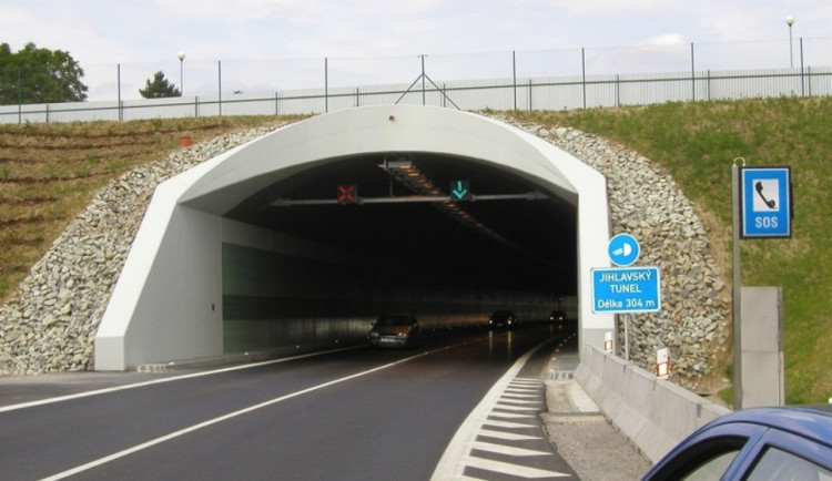 Řidiči, pozor. V sobotu se uzavře Jihlavský tunel, objížďka měří 2,5 kilometru