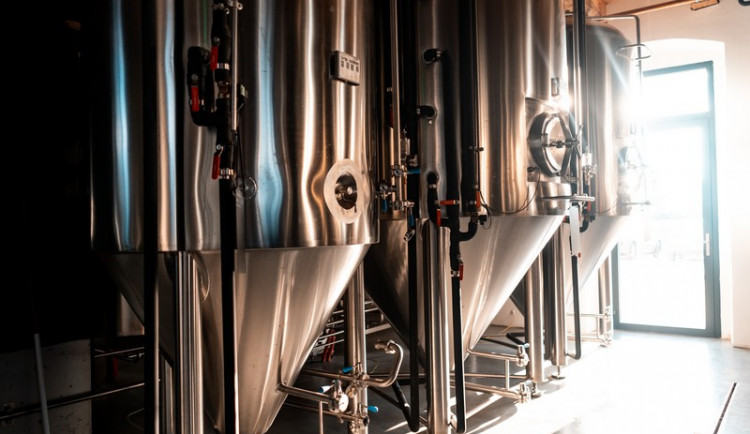 Spotřeba čepovaného piva klesla téměř o třetinu, situaci mohou změnit otevřené zahrádky