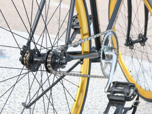 V Telči boural cyklista, narazil do osvětlení. Nadýchal skoro dvě promile