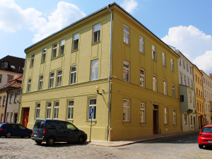 Historické domy v jihlavské ulici U Mincovny jsou opravené. Podívejte se, jak to uvnitř vypadá