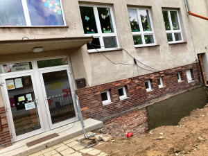 V Dolní Cerekvi budou mít delší prázdniny. Školní rok zkrátí rekonstrukce budovy ZŠ a MŠ