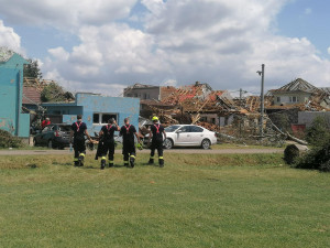 Pomoc z Vysočiny po tornádu: Na Moravě jsou psychologové, hasiči se zapojili do odklízecích prací