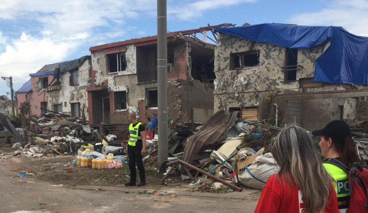 Reportáž z jižní Moravy: Do pomoci se zapojili také zaměstnanci jihlavské Charity