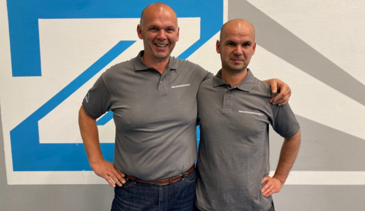 Do důchodu se ještě nechystám, ale je skvělé vidět syna pokračovat v rodinném podnikání, říká majitel Zámečnictví Zmeškal