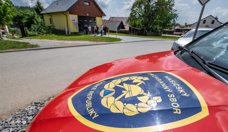 Ve Zborné mají novou hasičárnu, vyšla na 6,5 milionu. Využijí ji nejen hasiči