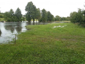 Hasiče Vysočiny zaměstnala další bouřka. Evakuovali lidi kempující u potoka i dětský tábor