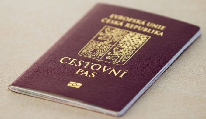 Lidé ode dneška až do neděle nemohou žádat o pasy a občanské průkazy
