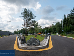 Řidiči na D1 mohou zastavit na nové odpočívce. Nabízí fitness, sprchu a automaty s občerstvením