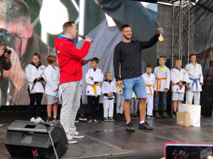 Náměstí ve zlatém lesku. Jihlava vítala dvojnásobného olympijského vítěze Lukáše Krpálka