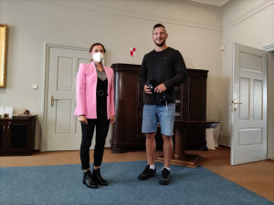 Náměstí ve zlatém lesku. Jihlava vítala dvojnásobného olympijského vítěze Lukáše Krpálka