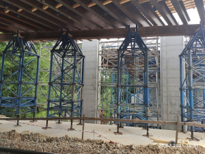 Rekonstrukce mostu na silnici II/602 pokročila. Podívejte se, jak to na místě vypadá