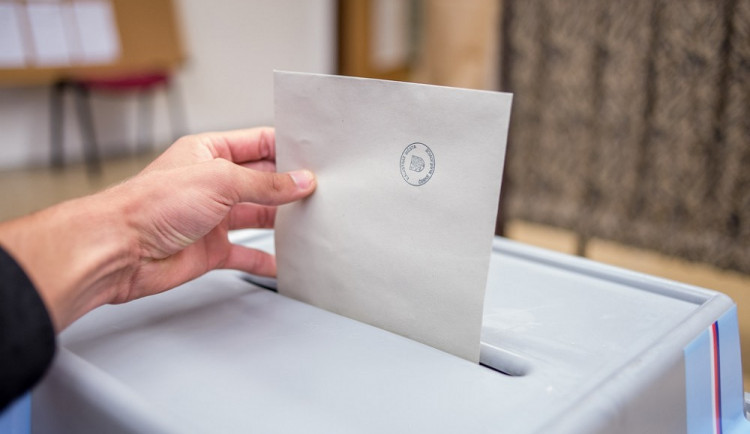 Krajský úřad Vysočiny zaregistroval všech 19 kandidátek pro sněmovní volby