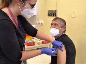 Zaměstnanci dukovanské elektrárny se mohou v práci nechat očkovat proti covidu. Mají na výběr ze tří vakcín