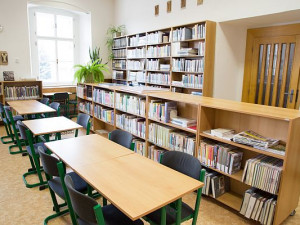 Krajská knihovna Vysočiny v novém. Víte, která kniha je nejoblíbenější? A která má nejdelší název?