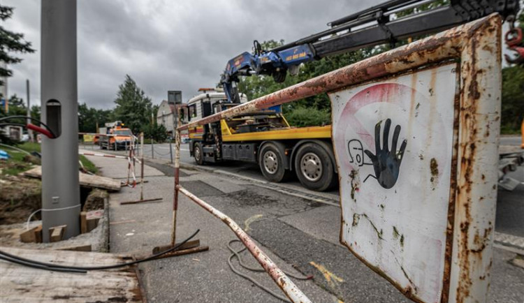 Novými trolejbusovými linkami až na Bedřichov. Řidičům se na měsíc zavře Sokolovská ulice