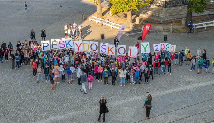 Žáci z Základní školy Havlíčkova byli celorepublikově nejlepší v soutěži Pěšky do školy