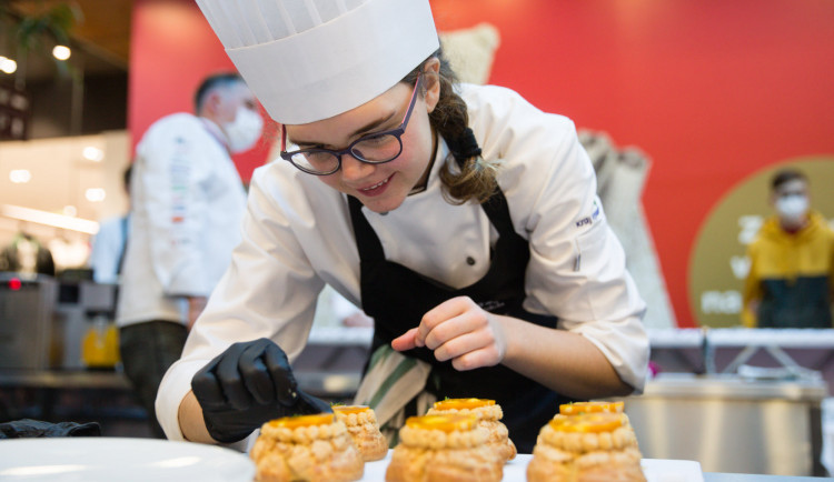 V prestižní kulinářské soutěži vyhráli studenti z Havlíčkova Brodu. Vařili z vepřového, dýně a rakytníku