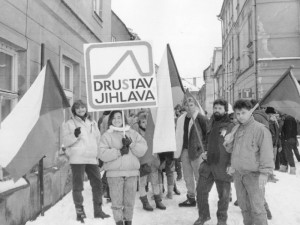 Revoluční plamen se v roce 1989 v Jihlavě rozhořel o týden později než v Praze