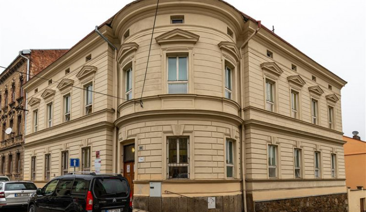 Většina úředníků na živnostenském úřadě je nemocná. Počítejte s delší čekací dobou 