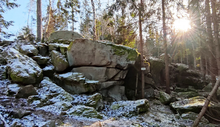 Tip na výlet: Čtrnáct zastavení, odpočinek u Formanské studánky. Projděte si Naučnou stezku Čeřínek