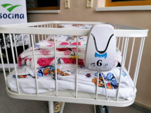 Novorozence v pelhřimovské nemocnici střeží nové monitory dechu
