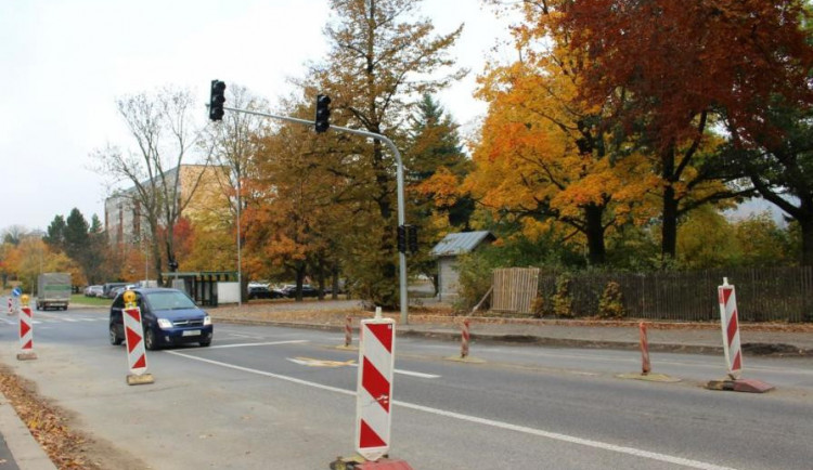Zítra se opět spustí semafory na Palackého ulici. Zatím jen zkušebně