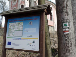 Tip na výlet: Vydejte se Stezkou k pramenům Počátek. Trasa nabídne odpočinek i kvalitní pitnou vodu