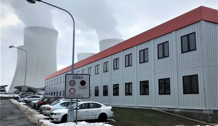 V Dukovanech rostou nové kancelářské, školicí i výcvikové prostory elektrárny. ČEZ za ně zaplatí 600 milionů korun