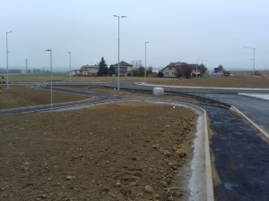 Stavba JV obchvatu Havlíčkova Brodu. Dnes se otevře okružní křižovatka